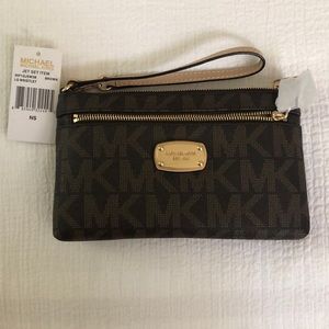 Michael Kors Jet Set Logo Signature Large Wristlet